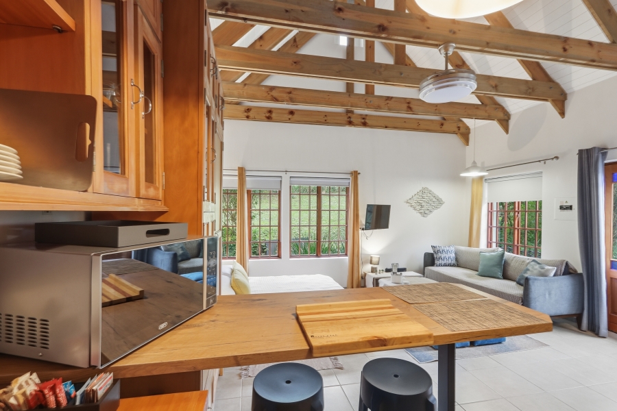 To Let 1 Bedroom Property for Rent in Knysna Central Western Cape